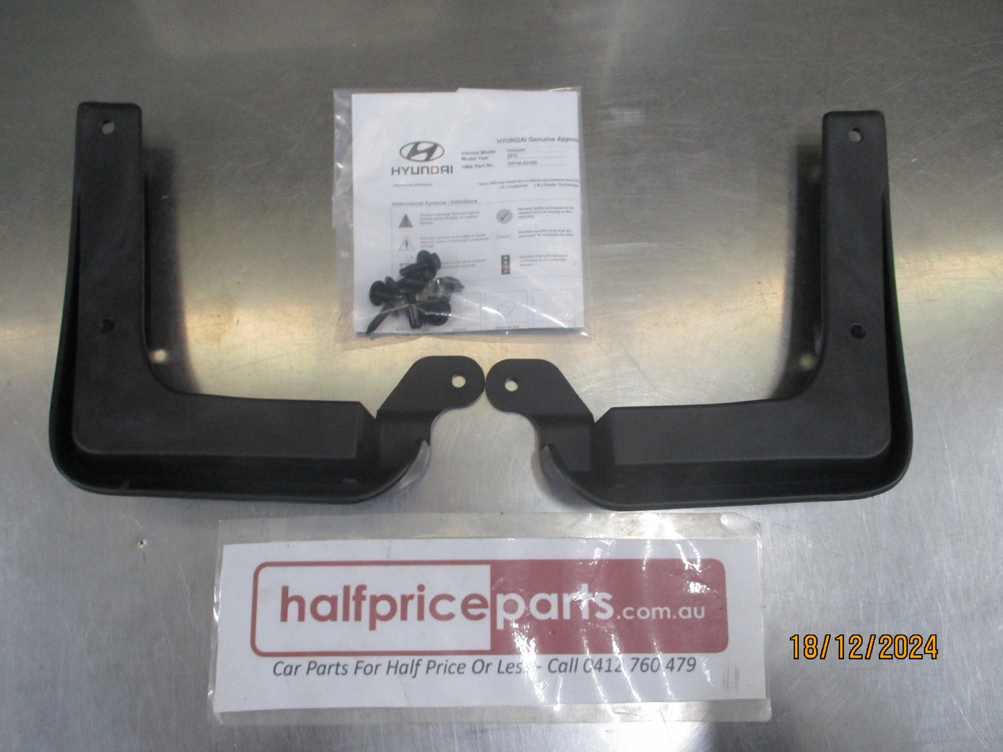 Hyundai Veloster Genuine Front Mud Flap Set With Screws New Part