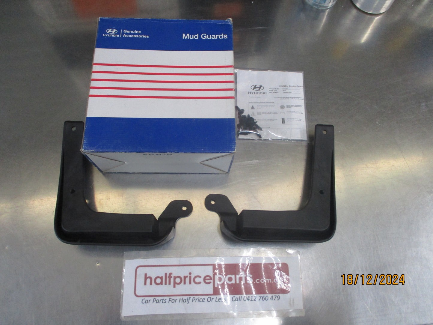 Hyundai Veloster Genuine Front Mud Flap Set With Screws New Part