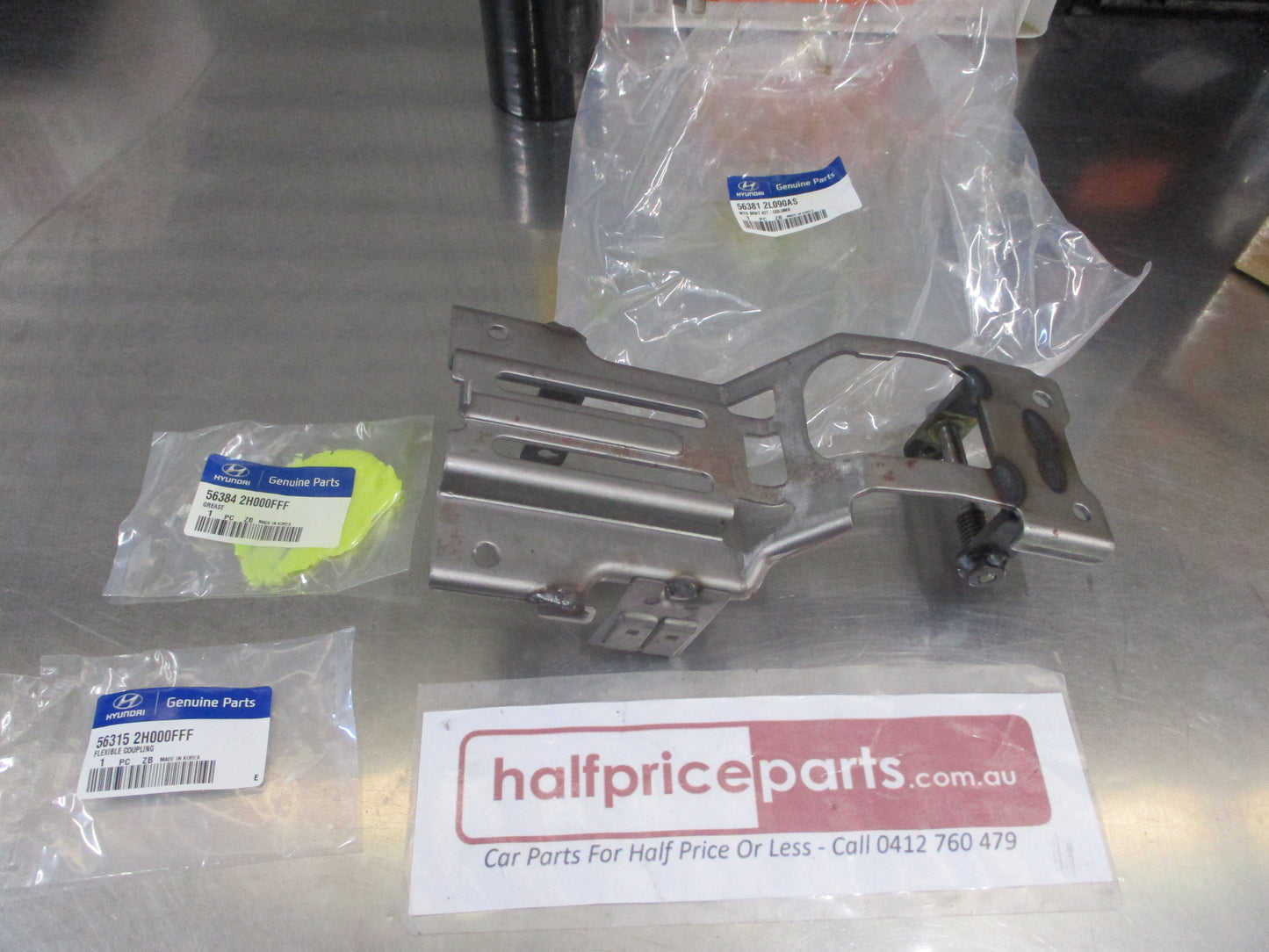 Hyundai I30 Genuine Steering Column Bracket Kit New Part