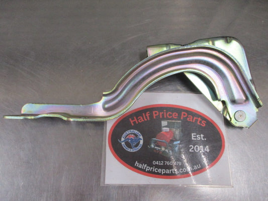 Hyundai Elantra Genuine Right Hand Front Bonnet Hinge New Part