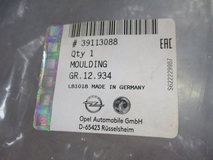 Holden Astra Genuine Front Bumper Bar Fascia Guide New Part