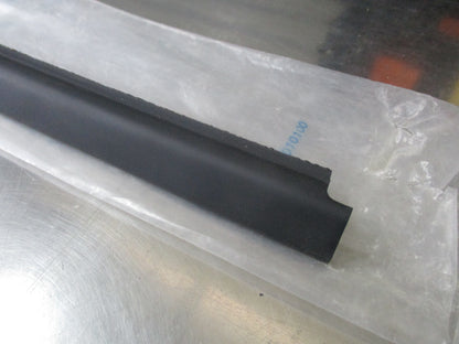 Nissan Pathfinder R51M Front Right (Drivers) Weather Strip New Part