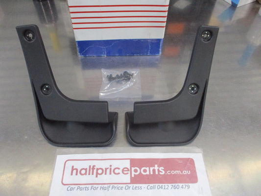 Hyundai I40 Sedan Genuine Rear Set Mud Flap Kit With Screws New Part