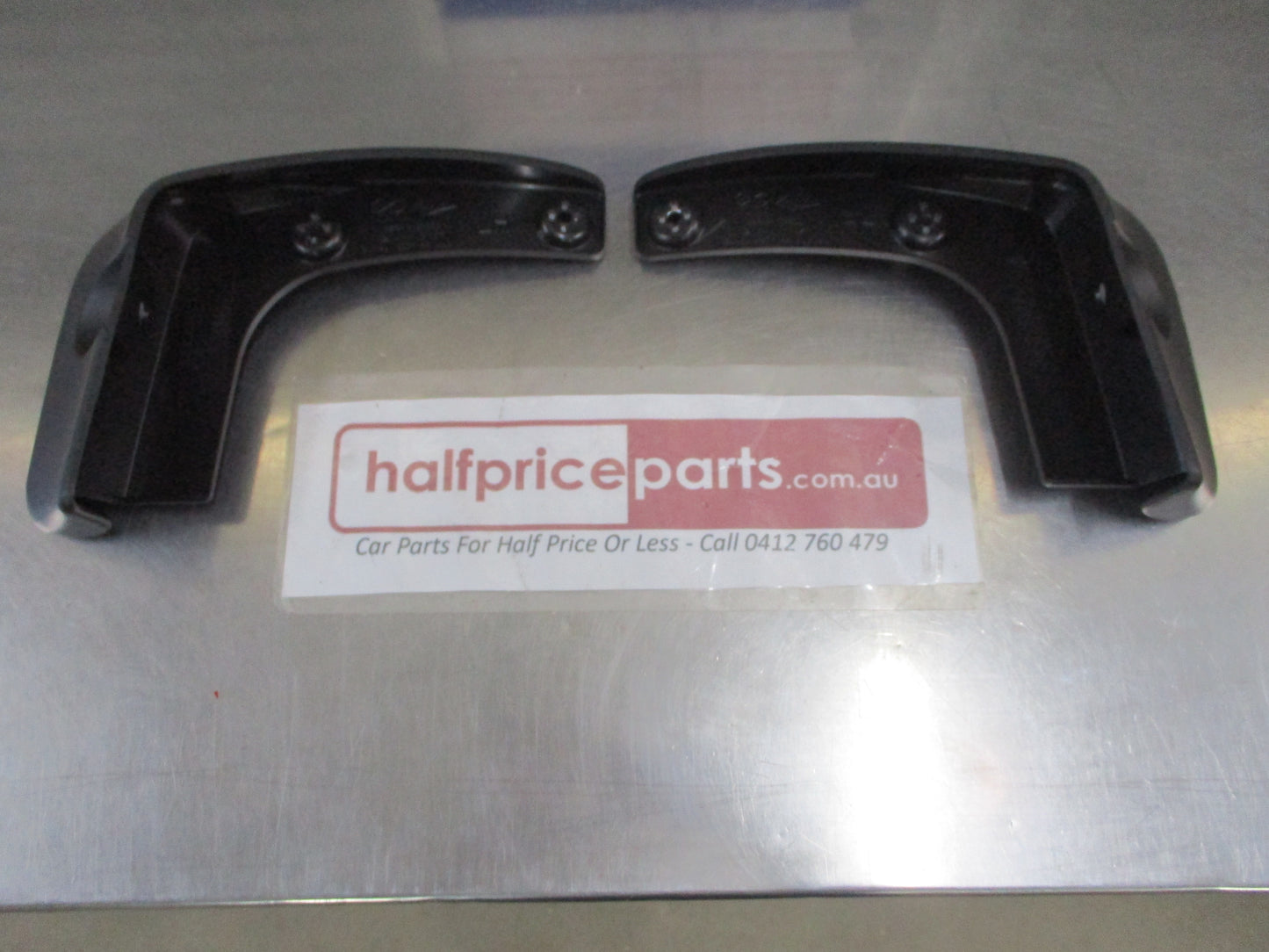 Hyundai I40 Sedan Genuine Rear Set Mud Flap Kit With Screws New Part