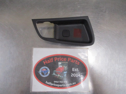 Hyundai Accent Genuine Inner Drivers Right Hand Door Handle Trim New Part