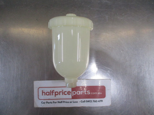250ml Plastic Gravity Feed Pot with Brass Fitting Touch-up Spray Gun - New Part