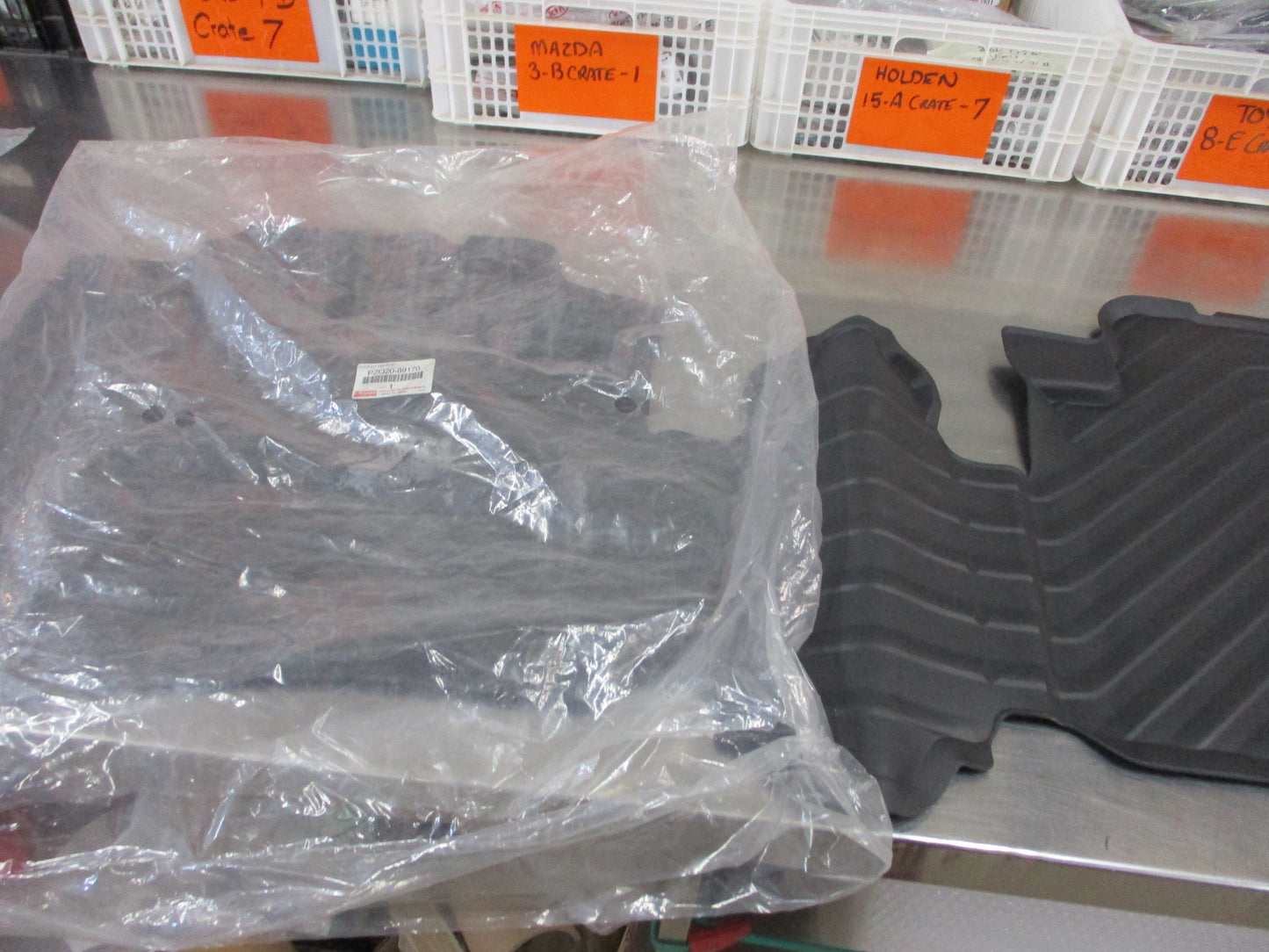 Toyota Fortuner Genuine 2nd Row 1 Piece Rubber Floor Mat New Part