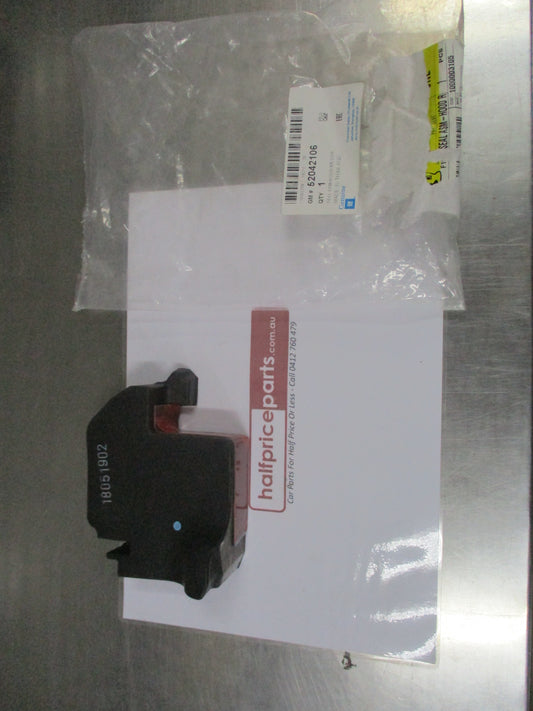 Holden RG Colorado Genuine Rear Right Hood Seal Assy New Part