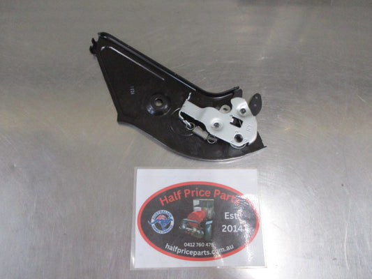 Hyundai iLoad/i-Max Genuine Rear Left Hand Sliding Door Latch Assembly (No Cable) New Part