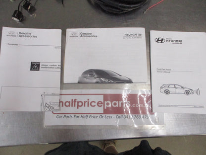 Hyundai I30 Genuine Front Parking Assist 4 Head Kit (Phantom Black)  New Part