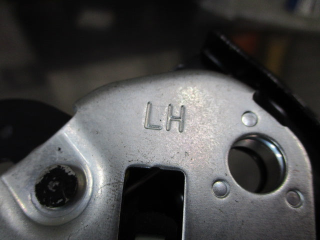 Hyundai iLoad/i-Max Genuine Rear Left Hand Sliding Door Latch Assembly (No Cable) New Part