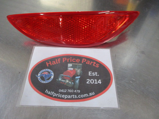 Hyundai Accent Genuine Right Hand Rear Reflector/Reflex New Part