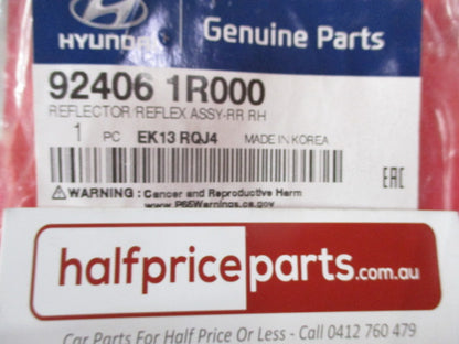 Hyundai Accent Genuine Right Hand Rear Reflector/Reflex New Part