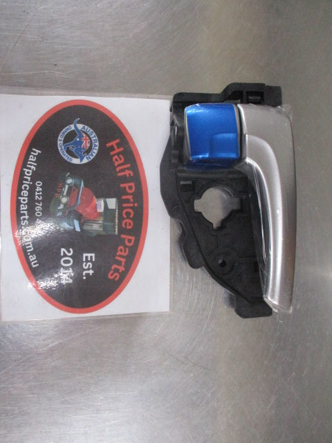 Hyundai Tucson Genuine Right Hand Rear Inner Door Handle (Silver) New Part