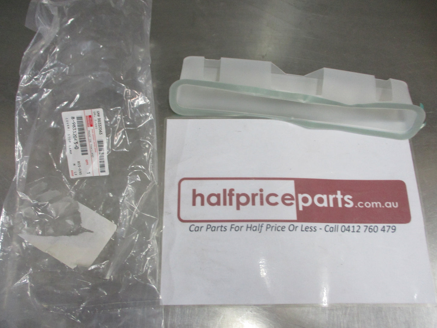 Isuzu D-Max Genuine Rear Cabin Upper Brake Light Water Proof Seal New Part