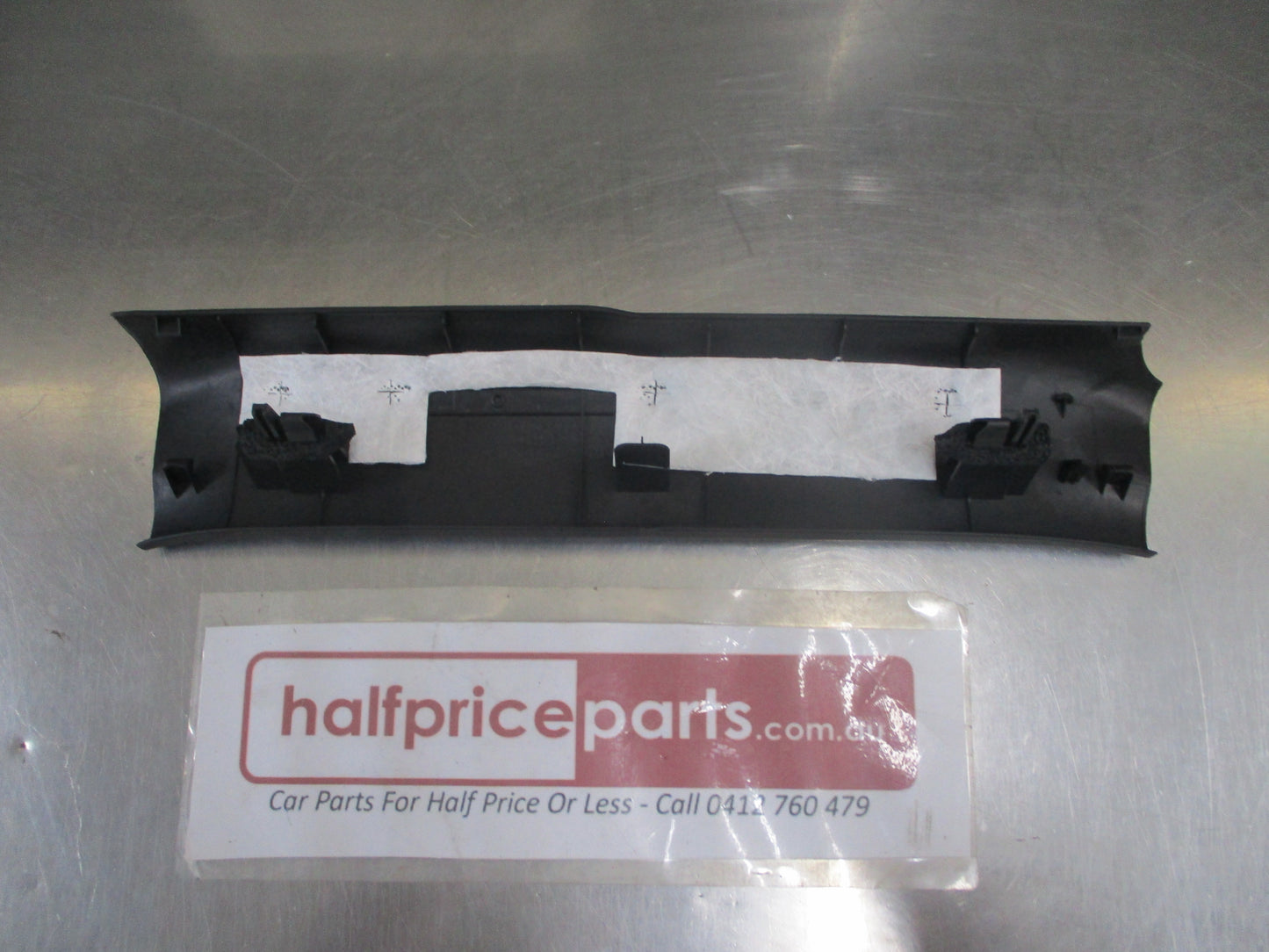Mazda CX-7 Genuine Rear Right Hand Rear Scuff Plate New Part