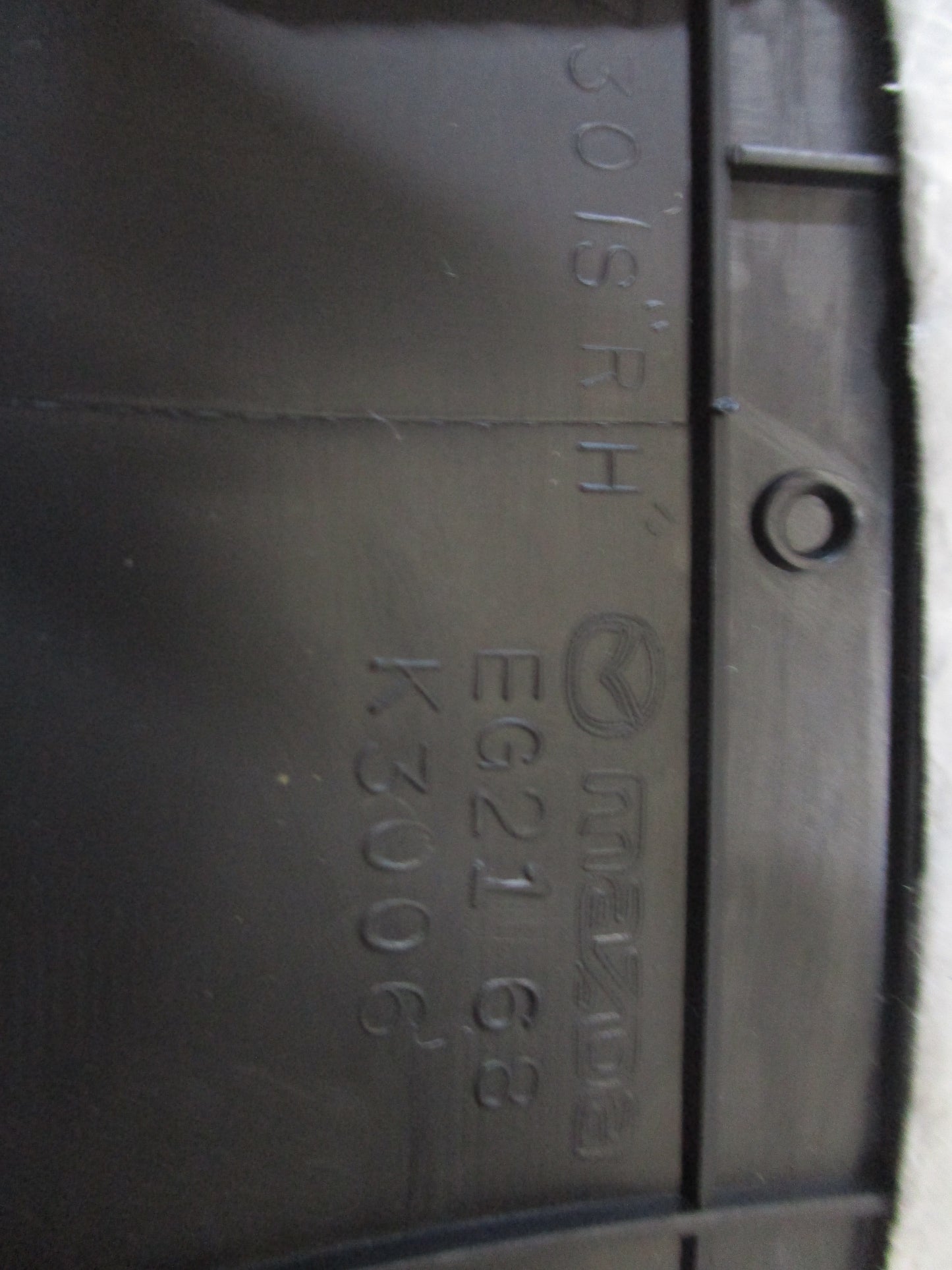 Mazda CX-7 Genuine Rear Right Hand Rear Scuff Plate New Part