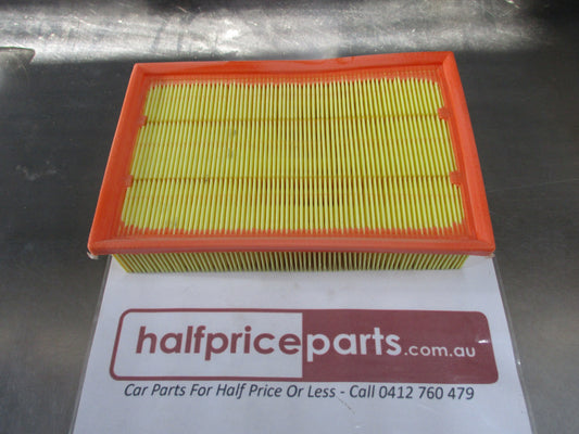 Land Rover Free Lander Series II 3.2Ltr-2.2Ltr Diesel Genuine Engine Air Filter New Part
