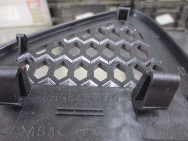 Holden Captiva CG/Captiva 7 Genuine Right Hand Front Guard Trim New Part