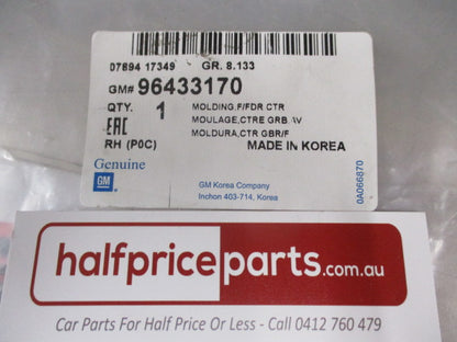 Holden Captiva CG/Captiva 7 Genuine Right Hand Front Guard Trim New Part