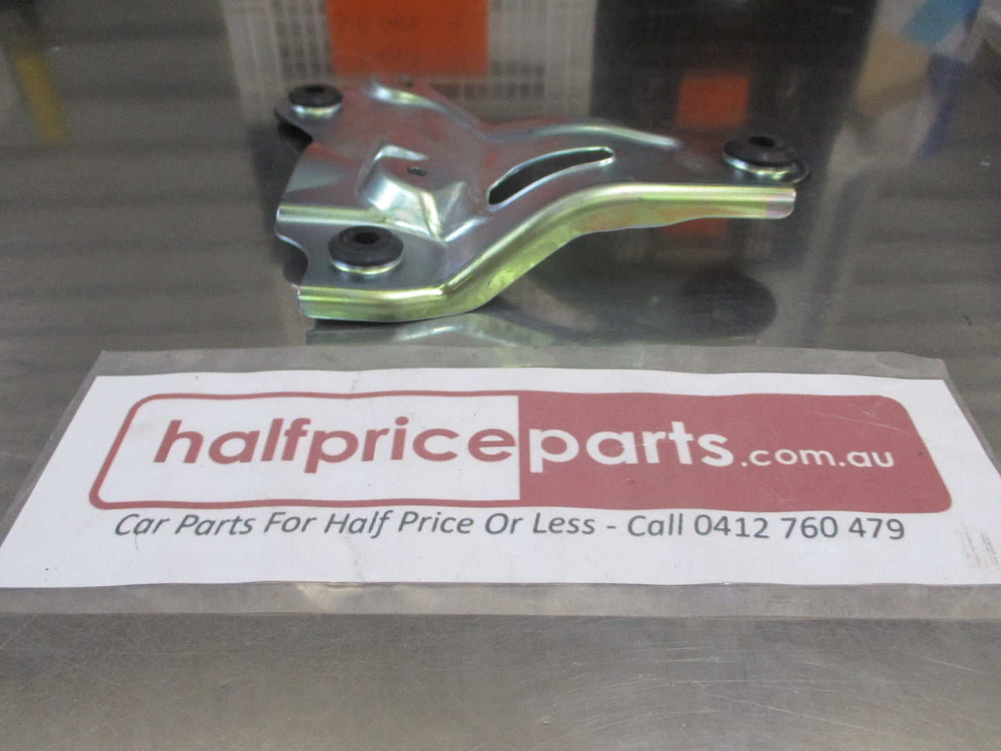 Mazda 6 Genuine Air Cleaner Box Base Bracket New Part