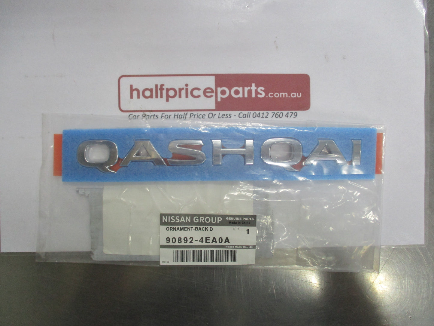 Nissan Qashqai Genuine Rear Tailgate 'QASHQAI' Emblem New Part
