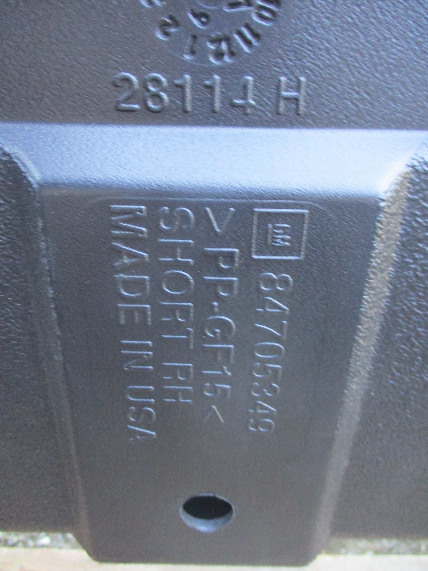 GM Silverado 1500 Genuine Short Bed Side Mounted  Storage Box Black New Part