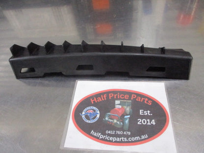 Hyundai Santa Fe Genuine Right Hand Front Side Bumper Mount New Part
