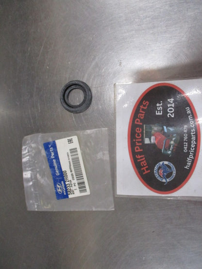 Hyundai Elantra Genuine Boot Piston Rubber New Part