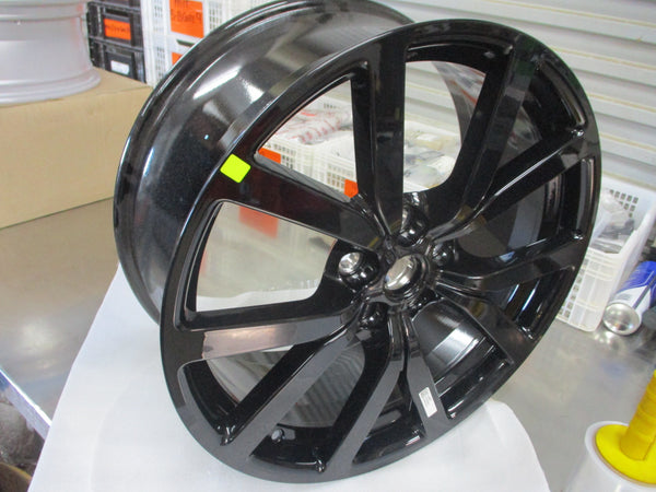 Holden VE-VF HSV SSV Red Line Commodore Genuine 20x9 Alloy Rim Rear Ne ...