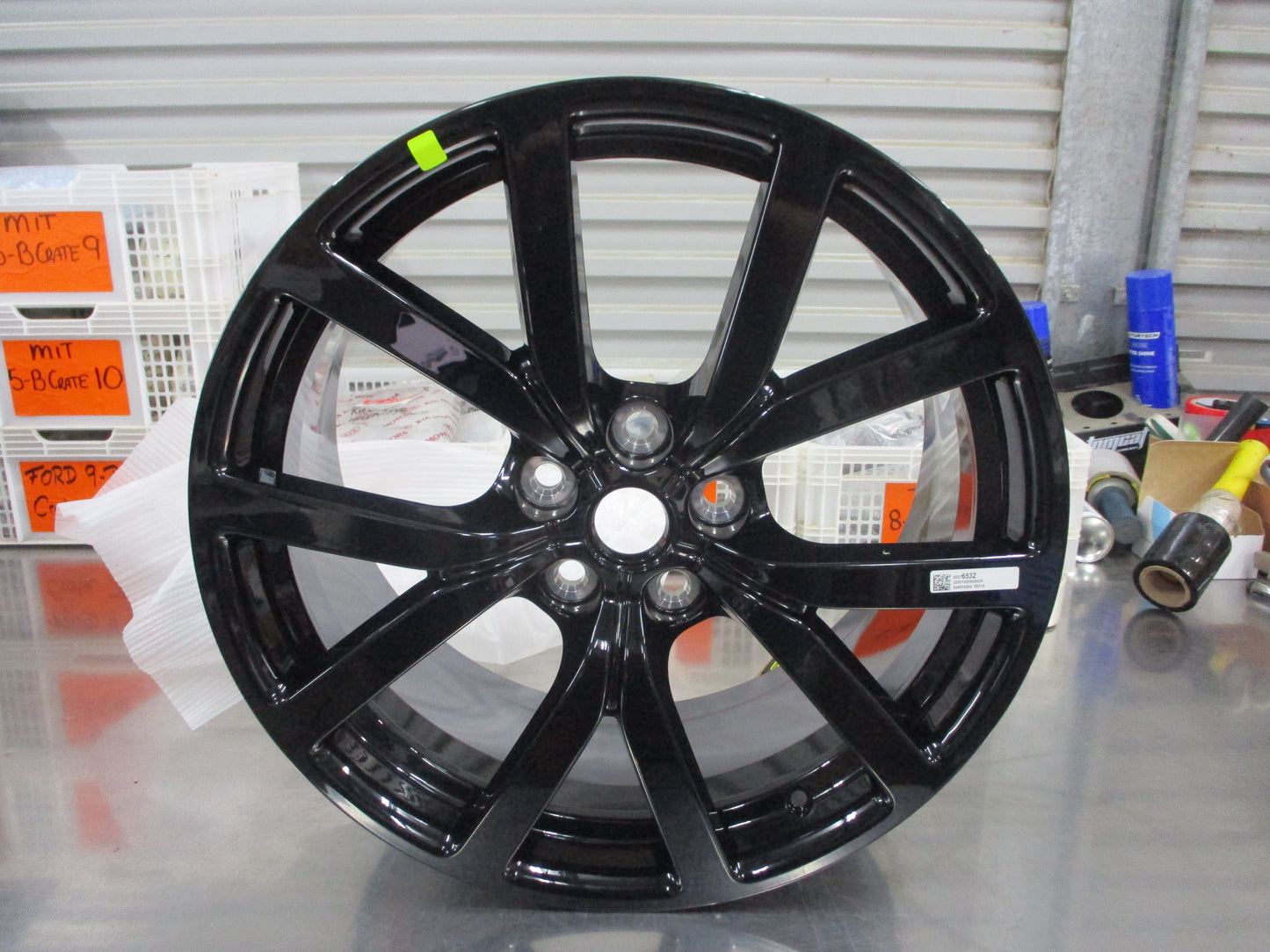 Holden VE-VF HSV SSV Red Line  Commodore Genuine 20x9 Alloy Rim Rear New Part