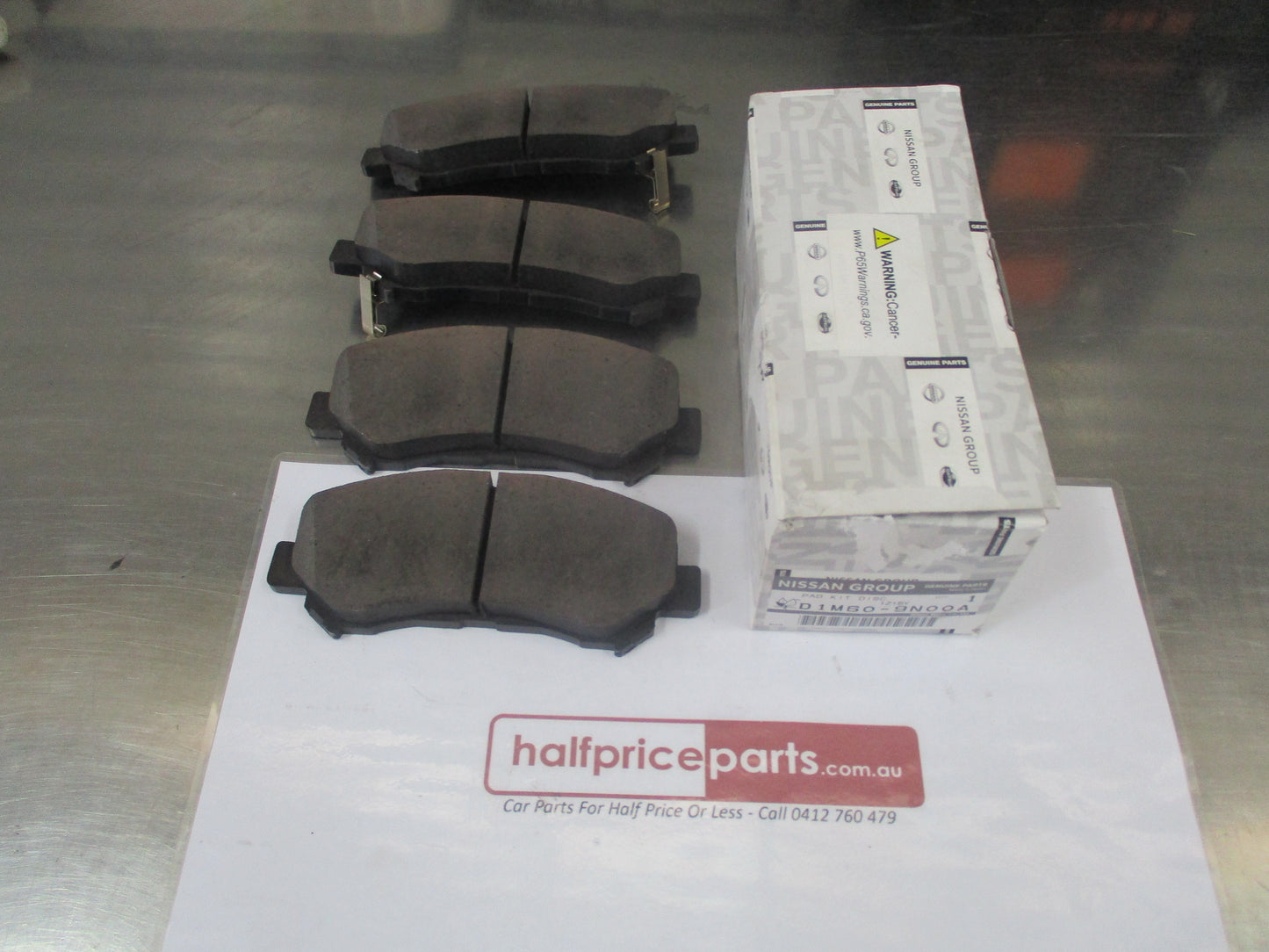 Nissan Juke / Nissan X-Trial Genuine Front Brake Pad Set New Part