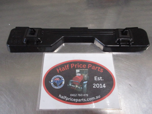 Kia Rondo Genuine Right Hand Rear Bumper Side Mounting Bracket New Part