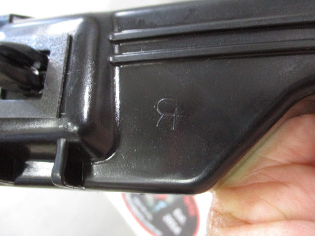 Kia Rondo Genuine Right Hand Rear Bumper Side Mounting Bracket New Part