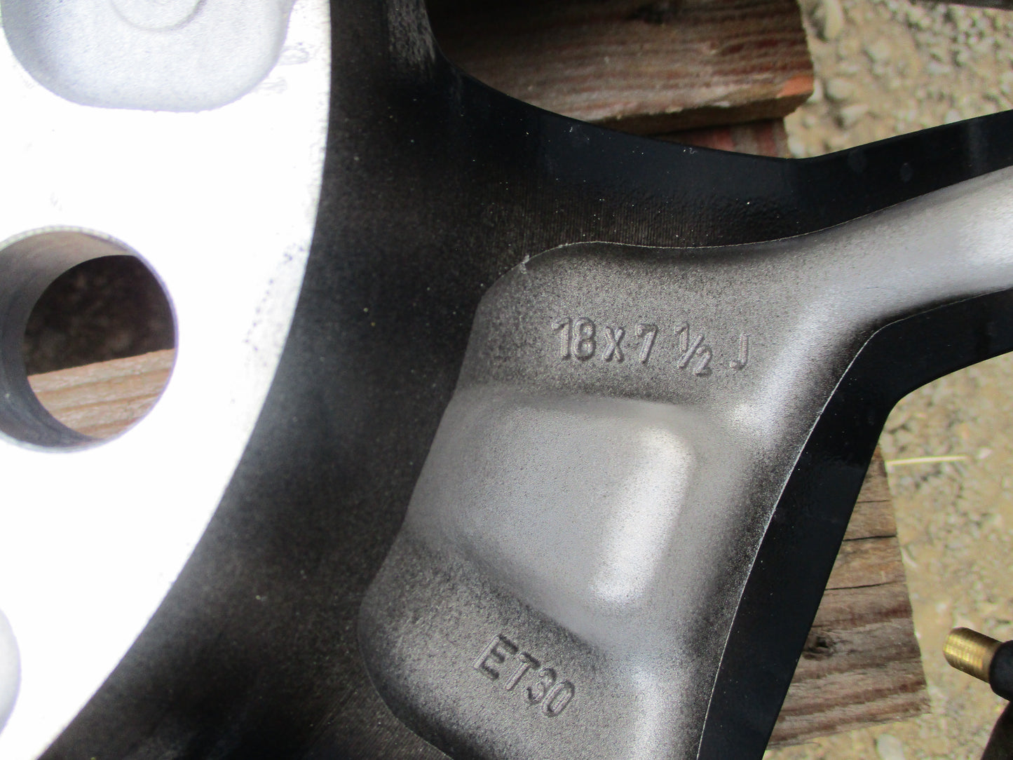Toyota Hilux SR5 Genuine Set 5 Alloy Wheels No Center Cap Used Part VGC