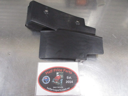 Hyundai Elantra Touring Genuine Right Hand Rear Upper Bumper Upper Bracket  New Part