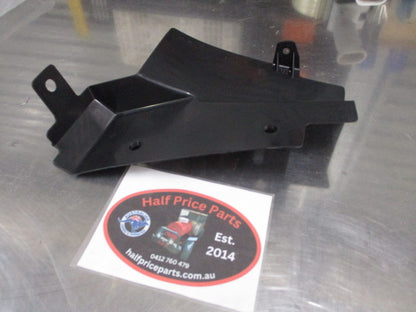Hyundai Elantra Touring Genuine Right Hand Rear Upper Bumper Upper Bracket  New Part