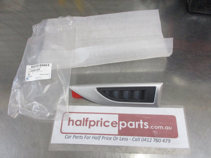 Holden Captiva Genuine Left Hand Front Guard Trim Moulding New Part