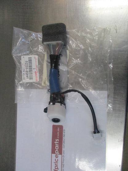 Toyota 80 Series Land Cruiser Genuine Ignition Switch New Part