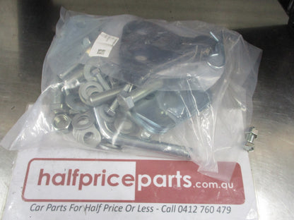 Toyota Lancruiser 70 Series Single Cab Only Tow Bar-Toung-Bolt Kit ONLY New Part