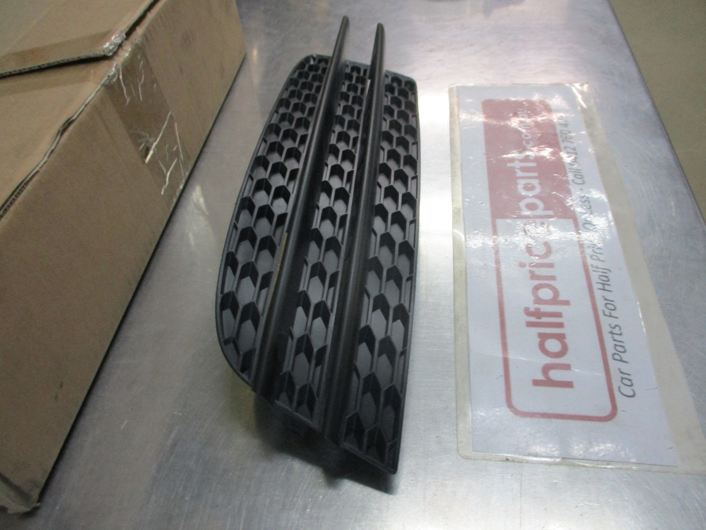 Holden VE Commodore Omega Genuine Left Hand Front Bumper Bar Insert New Part