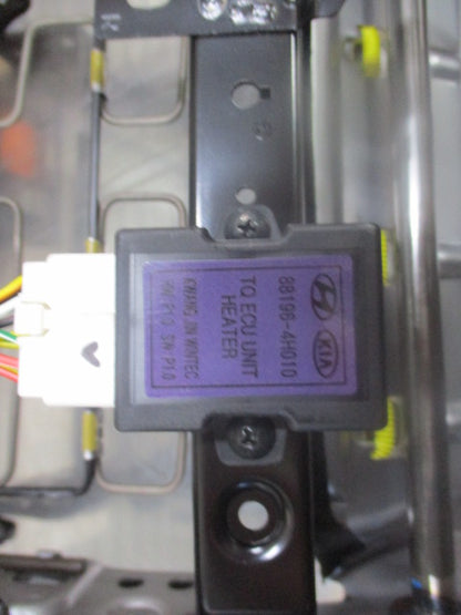 Hyundai Iload Genuine Passenger Electrical Type Seat Base New Part