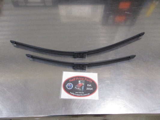 Ford Mondeo Genuine Front Windscreen Wiper Blade Set New Part