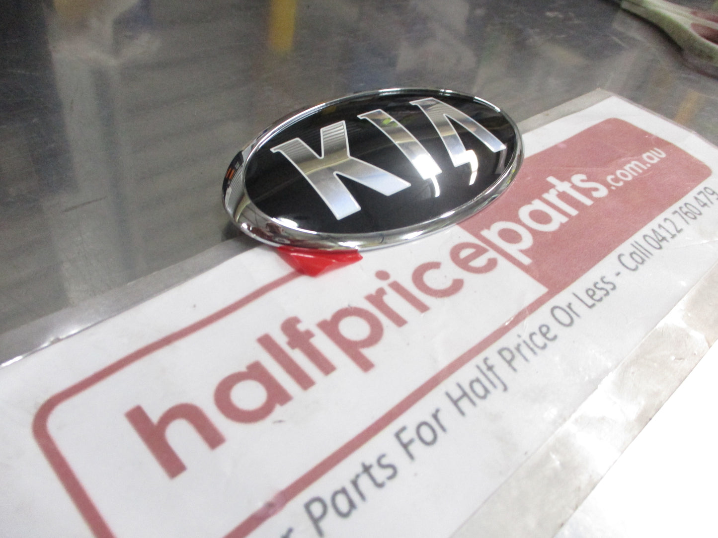 Kia Optima Genuine Rear Center Black And Chrome Boot Emblem New Part