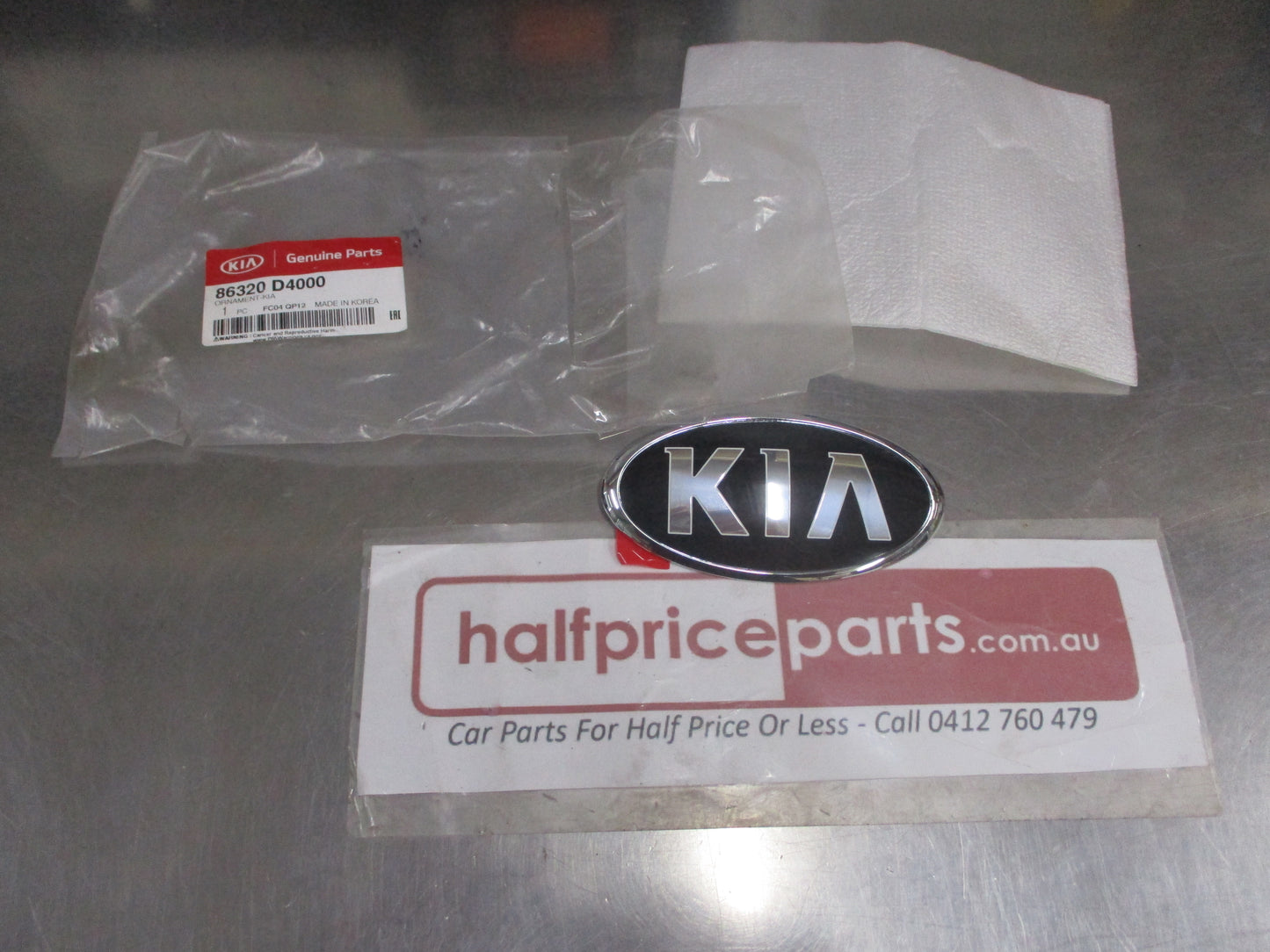 Kia Optima Genuine Rear Center Black And Chrome Boot Emblem New Part