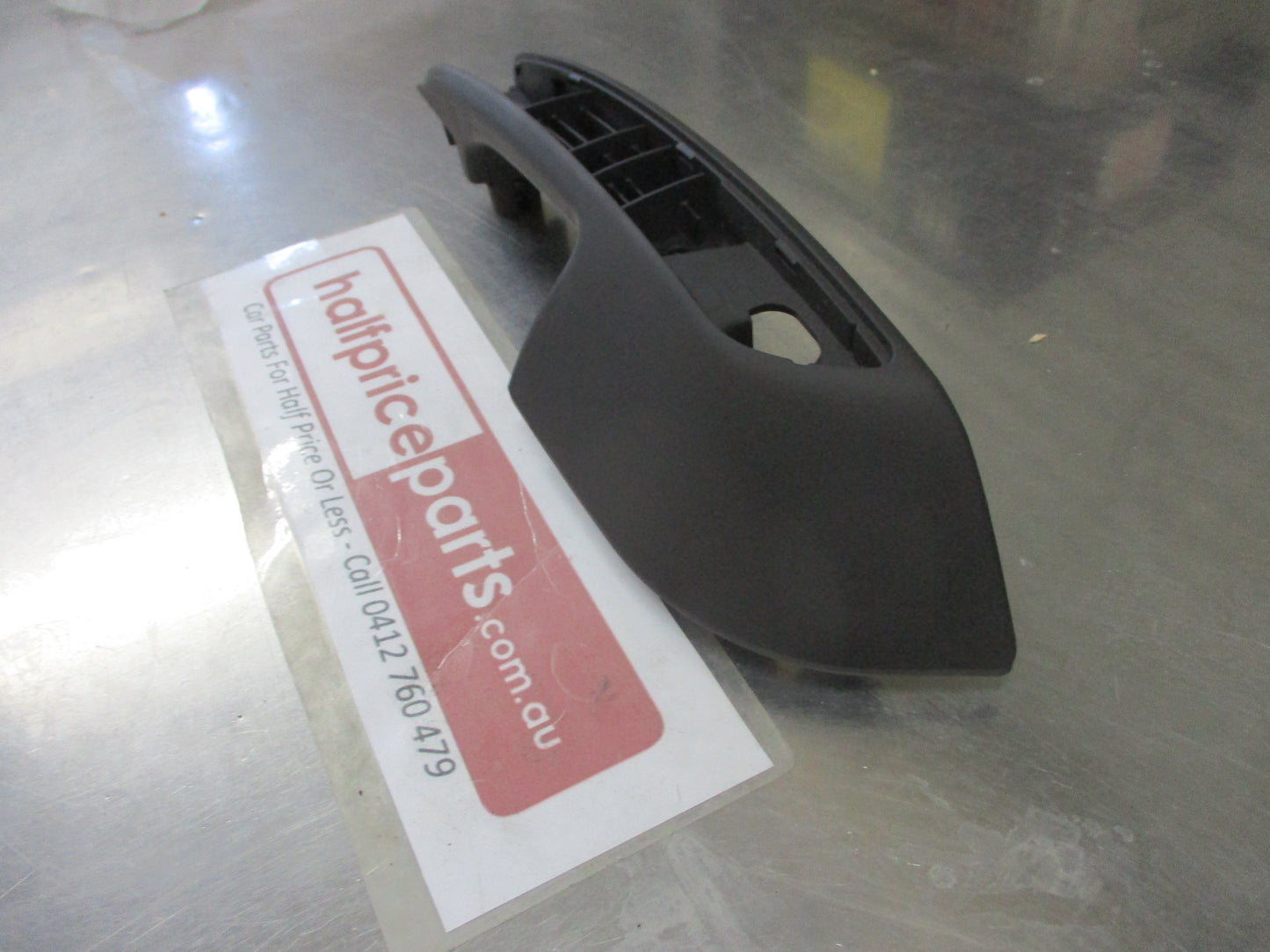 Holden Captiva C100 Genuine Right Hand Front Door Handle (Black) New Part