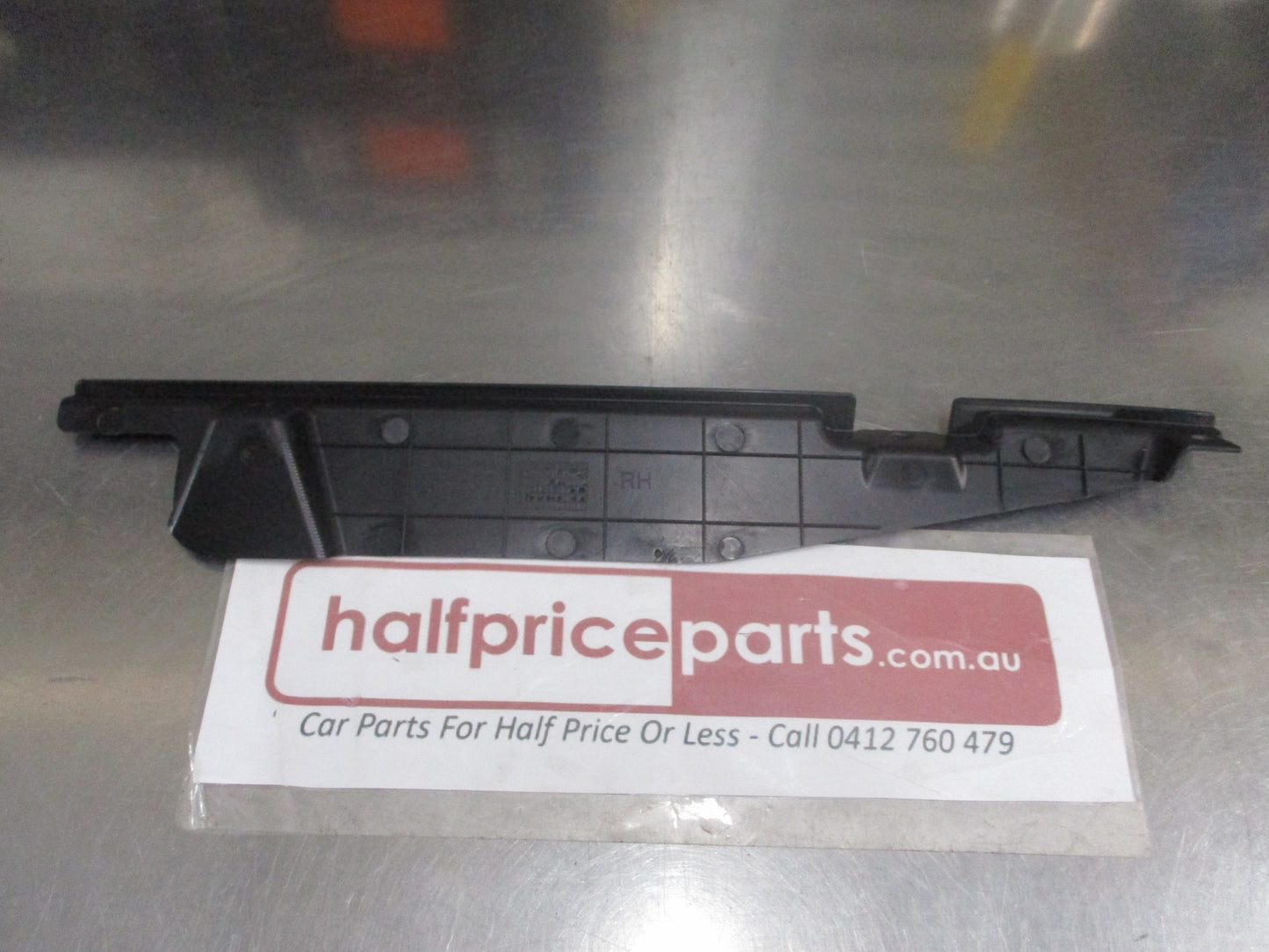 Kia Carnival Genuine Right Hand Front Radiator Air Guard New Part