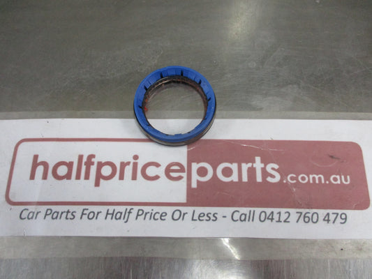 Holden Genuine Seal Front Wheel Drive Inter Shaft Housing New Part