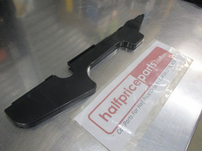 Kia Cerato Genuine Left Hand Front Radiator Air Guide New Part