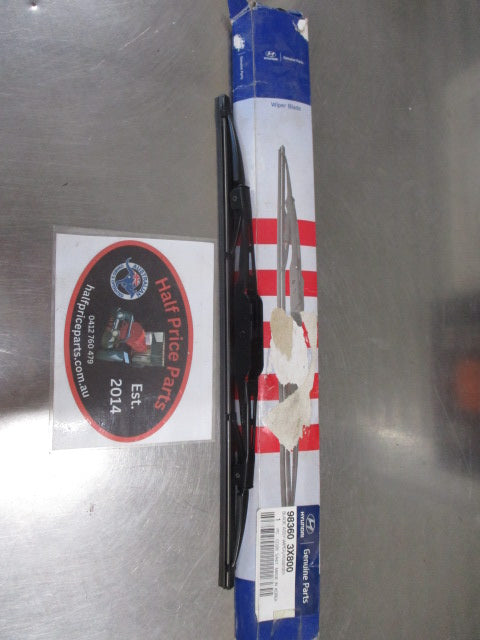 Hyundai Elantra Genuine Passenger Wiper Blade New Part